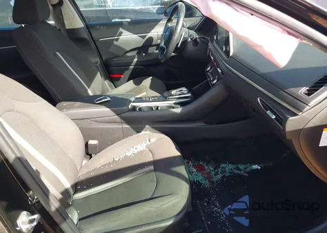 2021 Hyundai Sonata Sel z USA, uszkodzony, nr VIN KMHL34JJ6MA030926